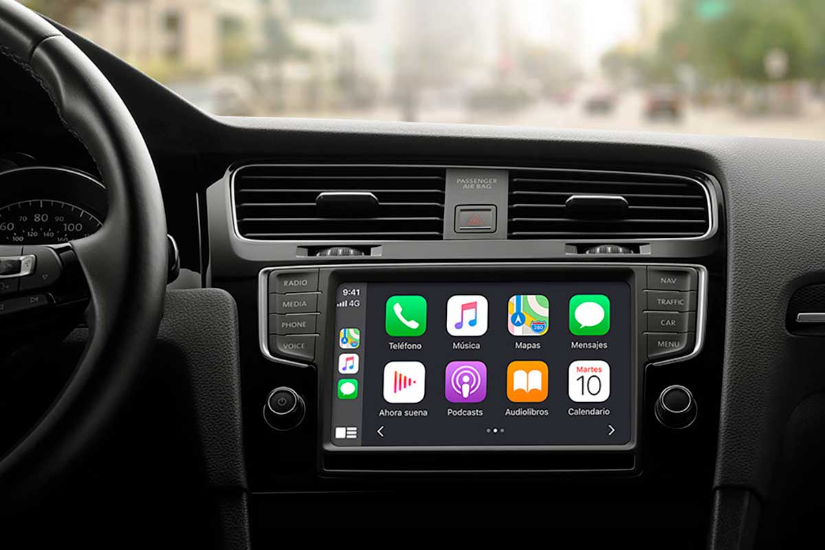 conectar movil coche Cómo conectar tu móvil al coche para tener acceso a tus apps