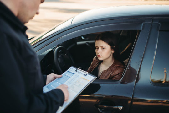 Motivos por los que la Guardia Civil puede inmovilizar tu coche