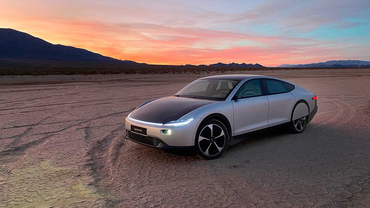 Descubre el primer coche solar del mundo de largo recorrido