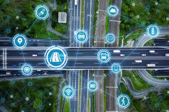 Conoce las carreteras inteligentes y su impacto en la movilidad sostenible