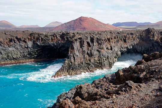 Guía para conocer Lanzarote en coche, los Hervideros