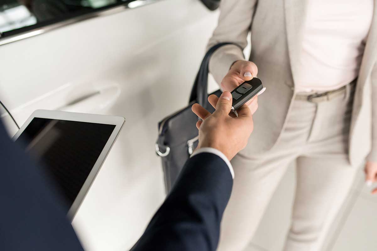 coche empresa renting vehiculo empleados Incentiva a tus empleados con un coche de empresa de renting