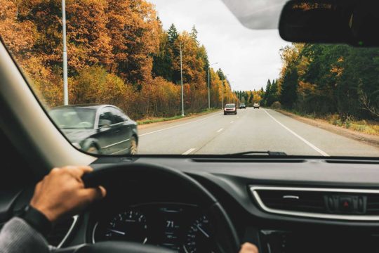 ¿Conducir a 100 km/h se recomienda o no?