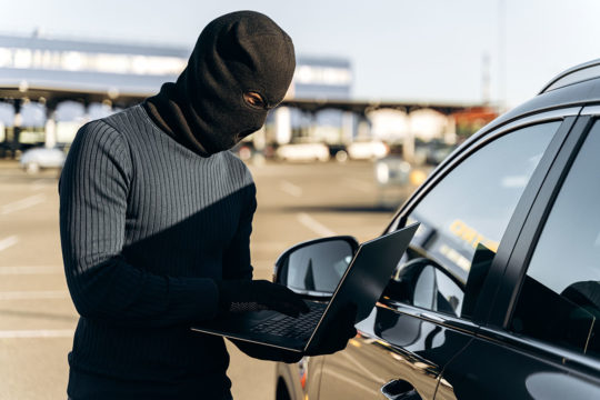 Ladrones de coches hackean el CAN Bus