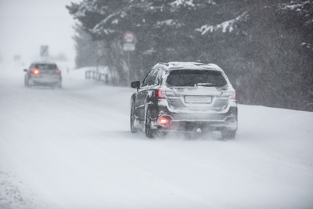 neumaticos inviernos no usar todo el ano Por qué no conducir con neumáticos de invierno durante todo el año