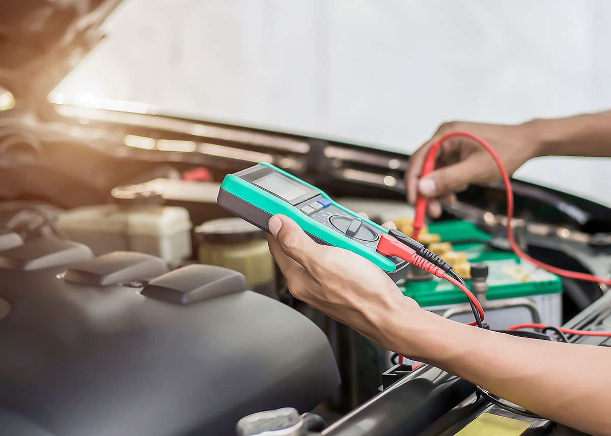 Pistas que te da la batería de tu coche antes de morir
