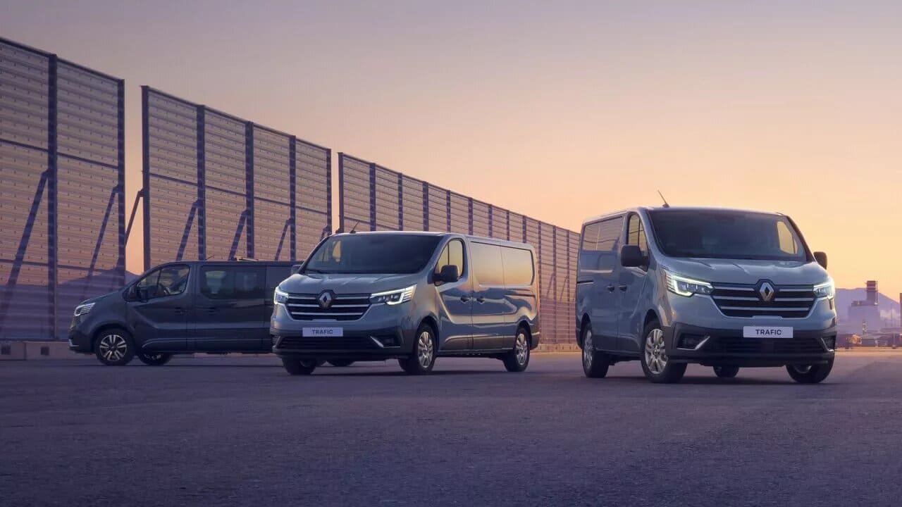 Renting Renault Trafic Combi Authentic Largo Energy Blue Sin Entrada Renting Renault Trafic Combi Authentic Largo Energy Blue Sin Entrada