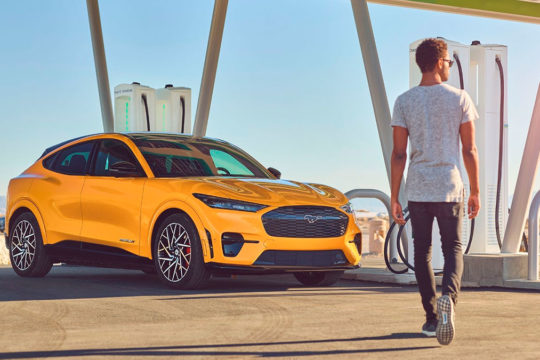 Ford patenta una tecnología para autonomía eléctrica