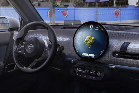 Así es la nueva pantalla gigante OLED de Samsung para coches