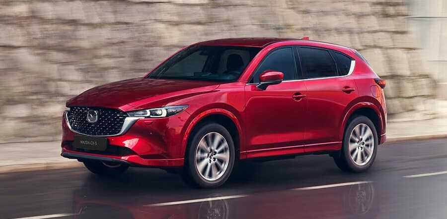 Renting Mazda CX-5 2.5 e-Skyactiv G MHEV AT FWD Centre-Line Sin Entrada