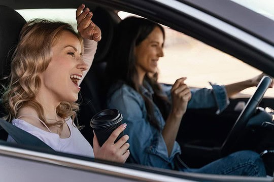 Cómo instalar Echo Auto de Alexa en tu coche