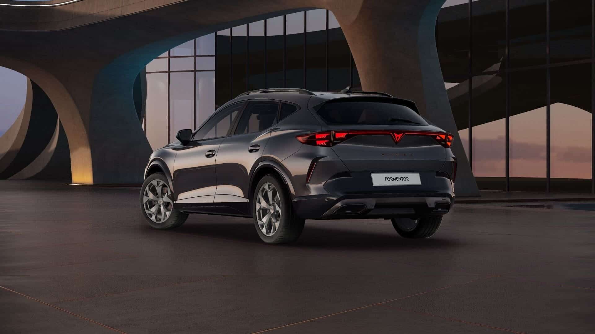 Renting New Cupra Formentor Gris Magnetic SUV Automático Marca Premium Deportiva