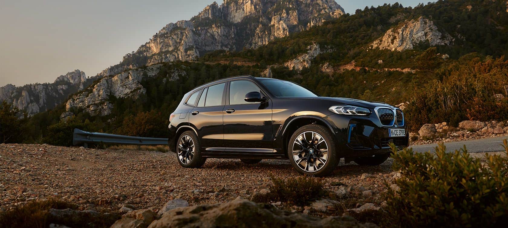 renting-coche-bmw-ix3