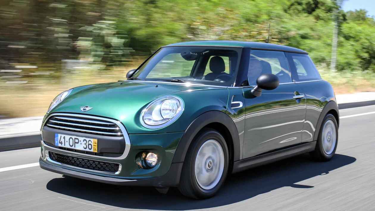 Renting Mini One Compacto