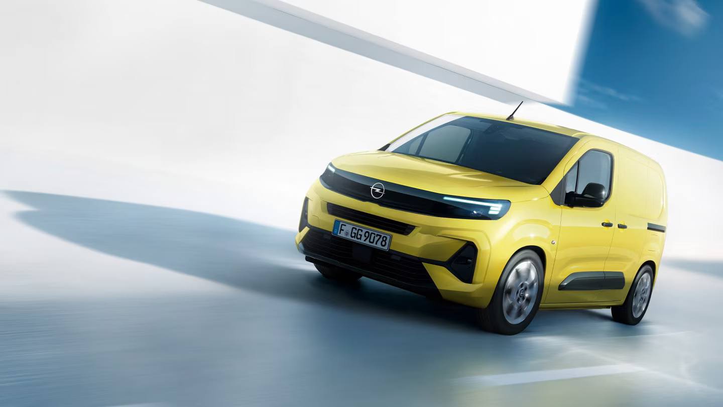 Renting Opel Combo 1.5 TD 75kW (100CV) S/S Expression L Sin Entrada