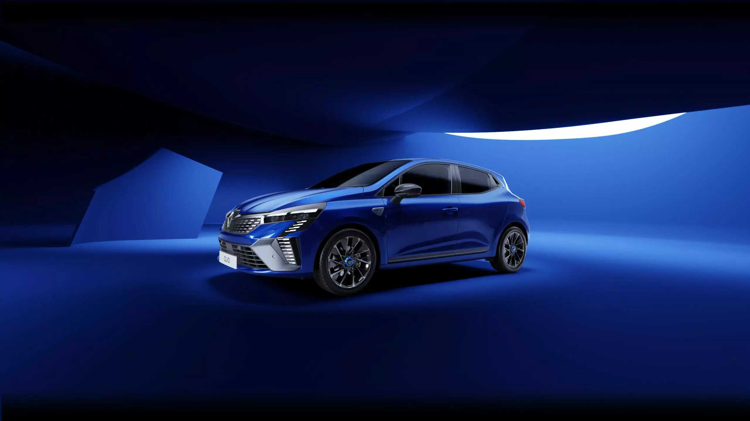 Renting Renault Clio (O) Business Blue dCi 74kW (100CV) Sin Entrada Renting Renault Clio (O) Business Blue dCi 74kW (100CV) Sin Entrada