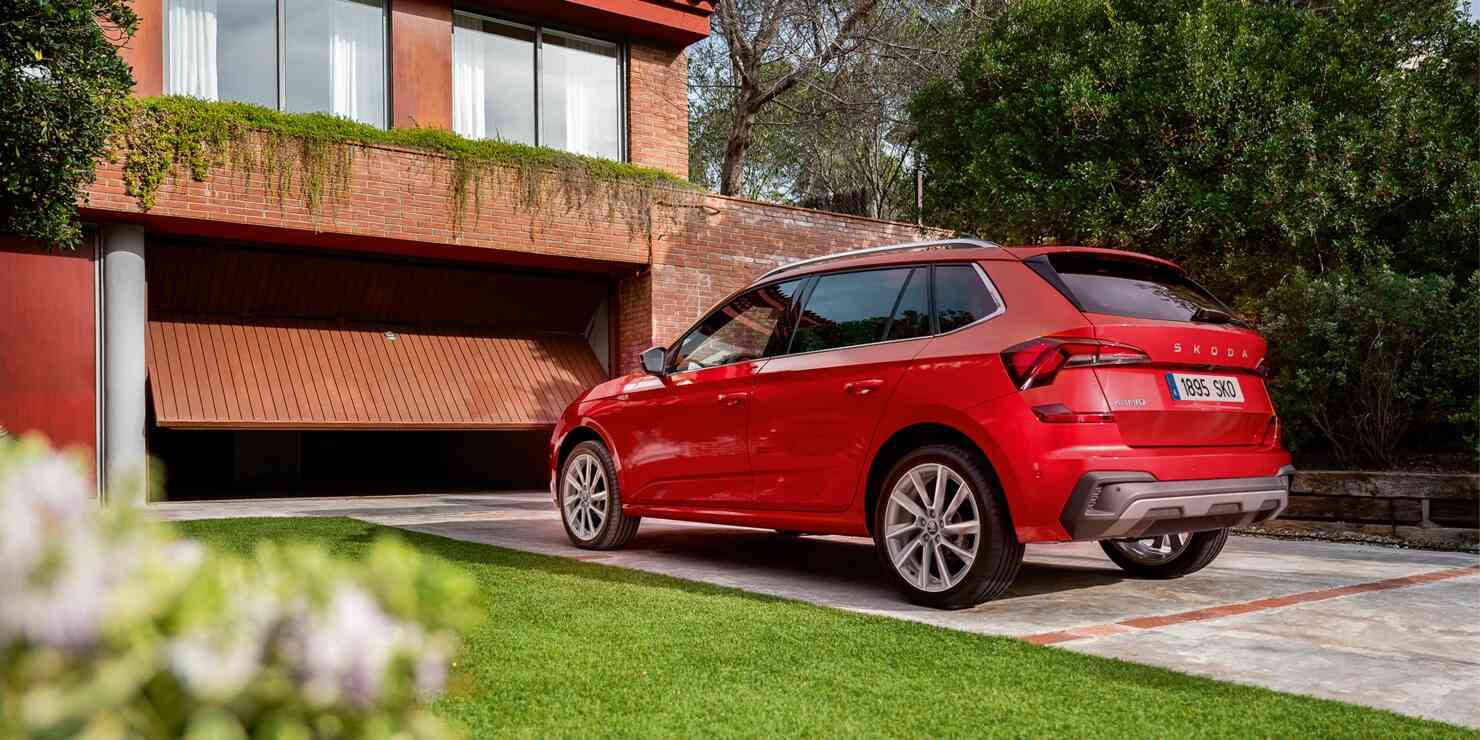 Renting Skoda Kamiq 1.0 TSI 81kW (110CV) Emotion Sin Entrada Renting Skoda Kamiq 1.0 TSI 81kW (110CV) Emotion Sin Entrada