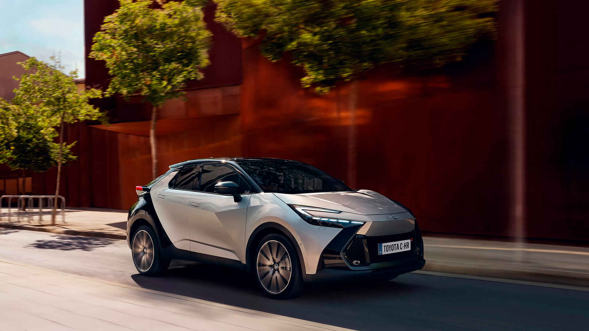 Renting Toyota C-HR 1.8 125H Advance Sin Entrada Renting Toyota C-HR 1.8 125H Advance Sin Entrada