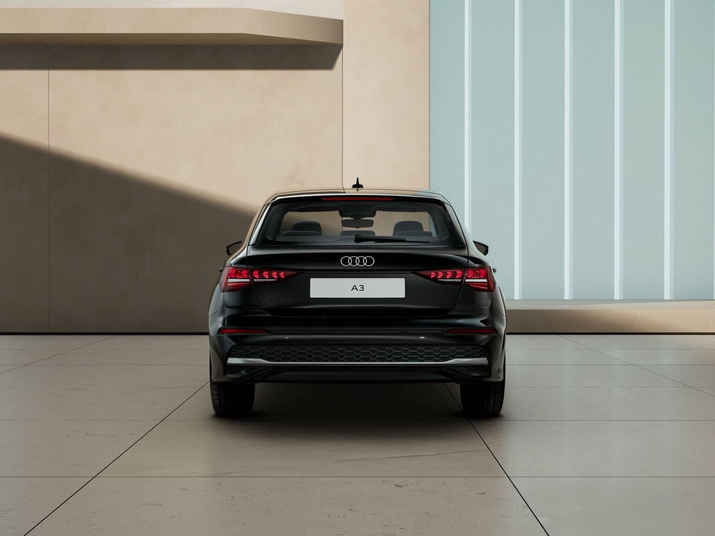 Renting Audi A3 Sportback Advanced Negro Brillante Compacto Manual