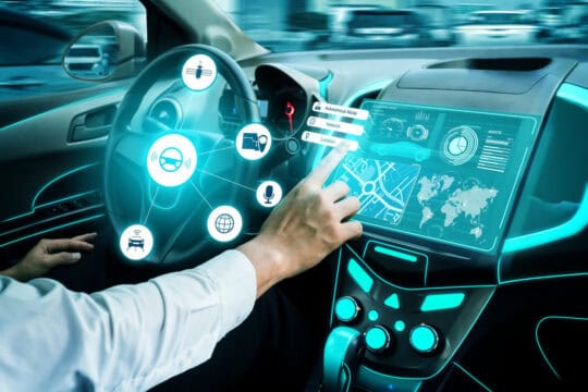 Descubre Las tecnologías más novedosas para coches presentadas en 2025 en Renting Finders
