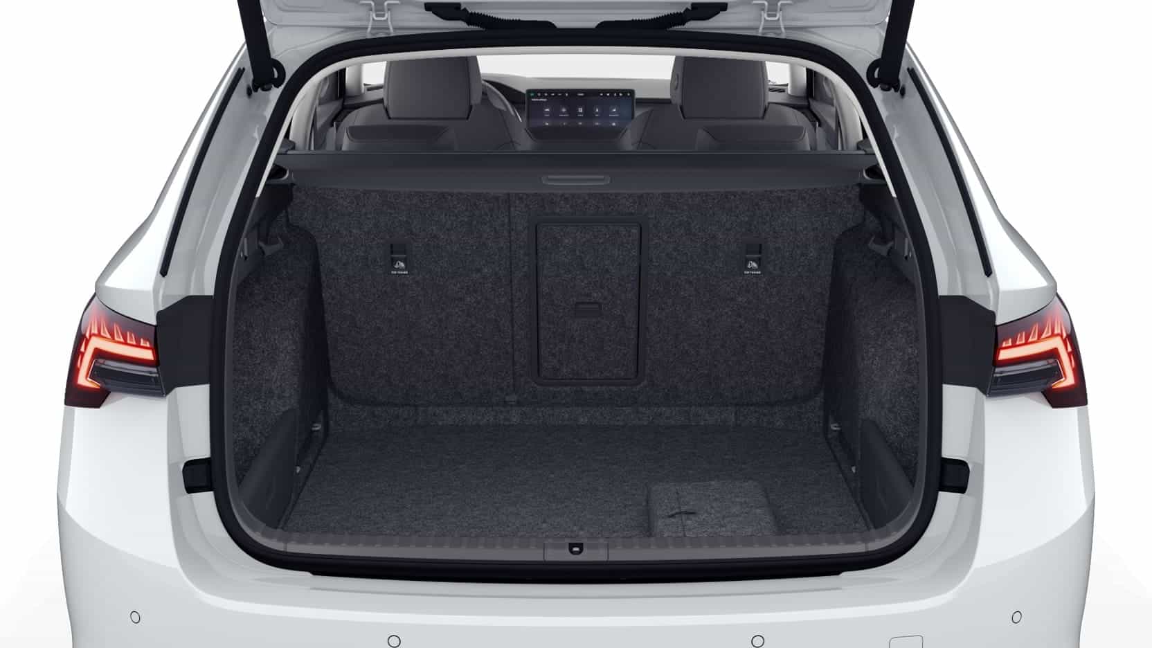 Renting Skoda Octavia Combi Selection Blanco Candy Monovolumen Automático Maletero