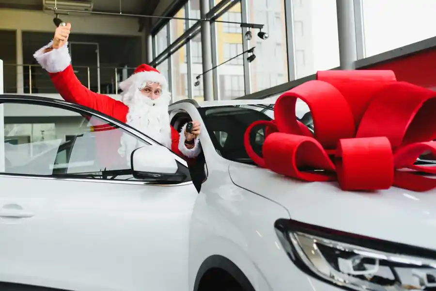 Regálate un coche en navidad y ahorra hasta 3000€ gracias al renting