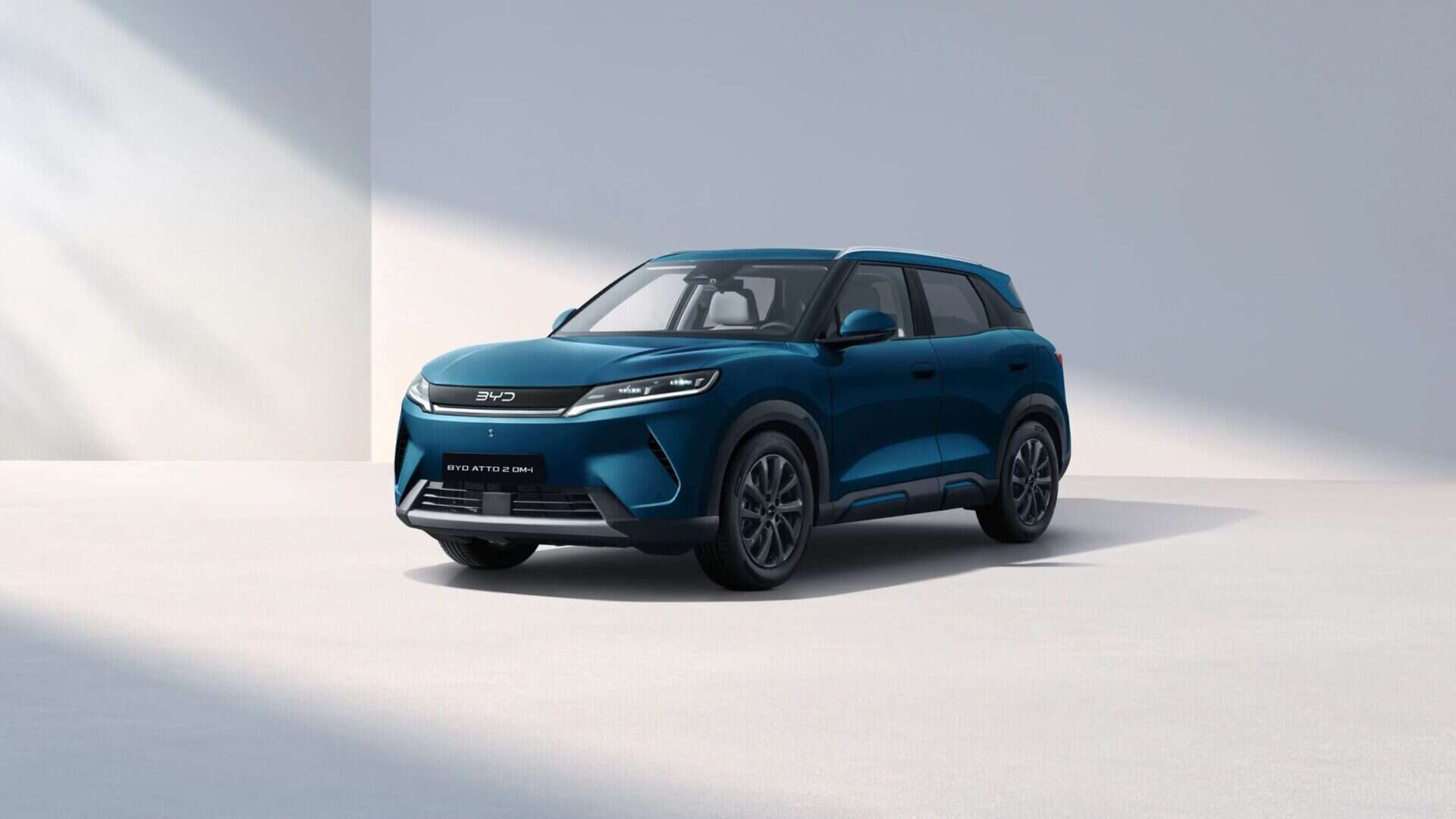 Renting New BYD Atto 2 DM-i Boost Midnight Blue SUV Automático PHEV Híbrido-Enchufable Etiqueta 0