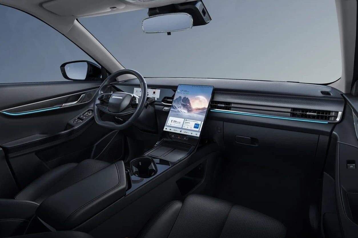 Renting New Jaecoo 5 Exclusive Blanco Aura SUV Automático 5 Plazas Interior