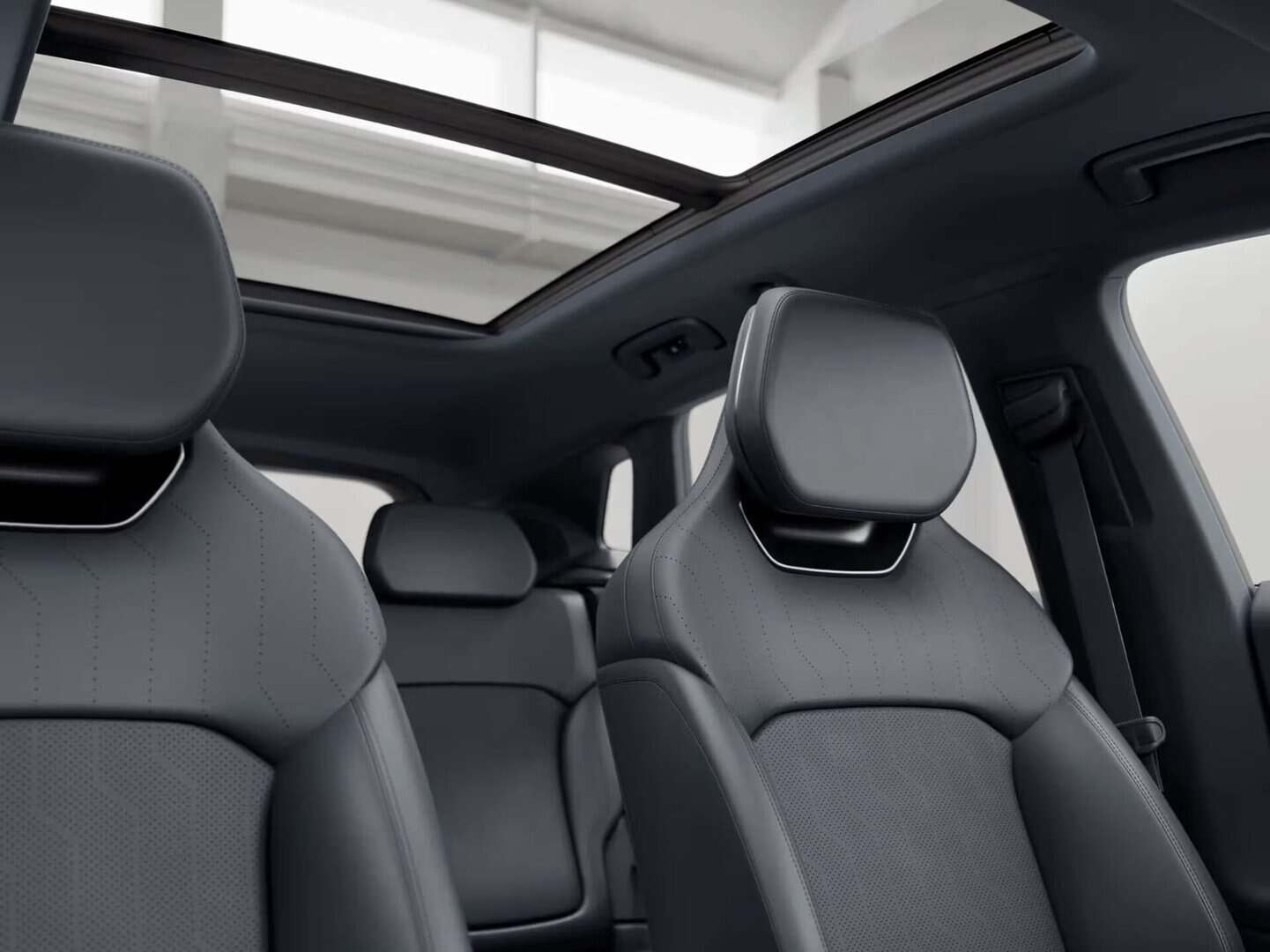Renting New Lynk & CO 08 Core SUV Automático PHEV Híbrido Enchufable Etiqueta 0 Asientos