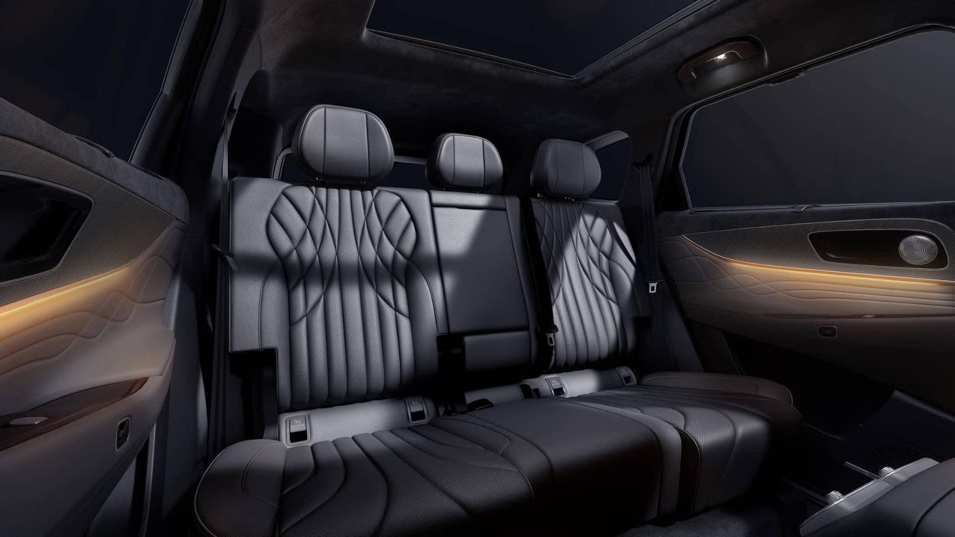 Renting New Jaecoo 8 Exclusive Blanco Aura SUV Automático 7 Plazas Asientos