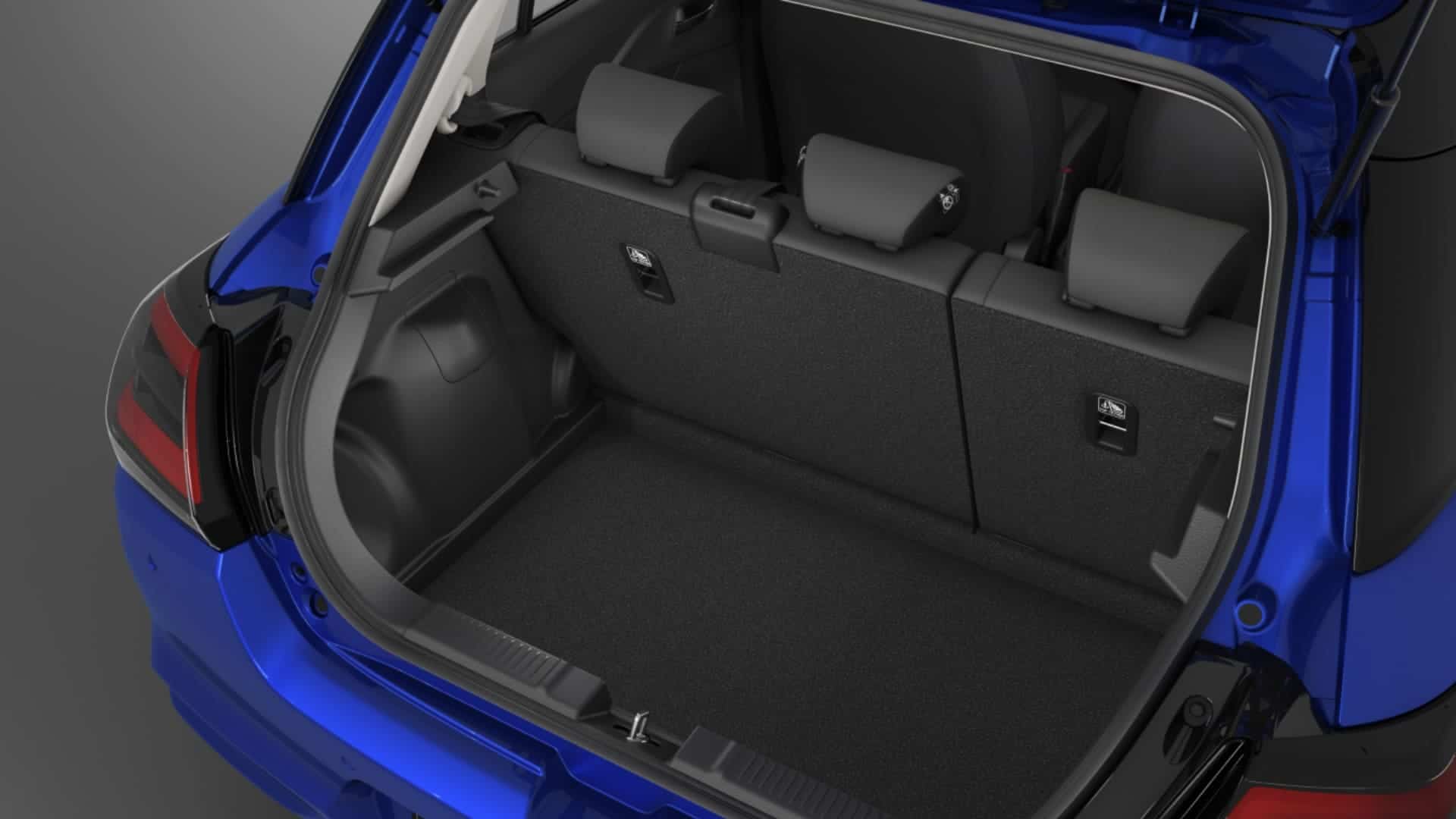 Renting New Suzuki Swift S1 Azul Micro-Híbrido MHEV Etiqueta ECO Maletero