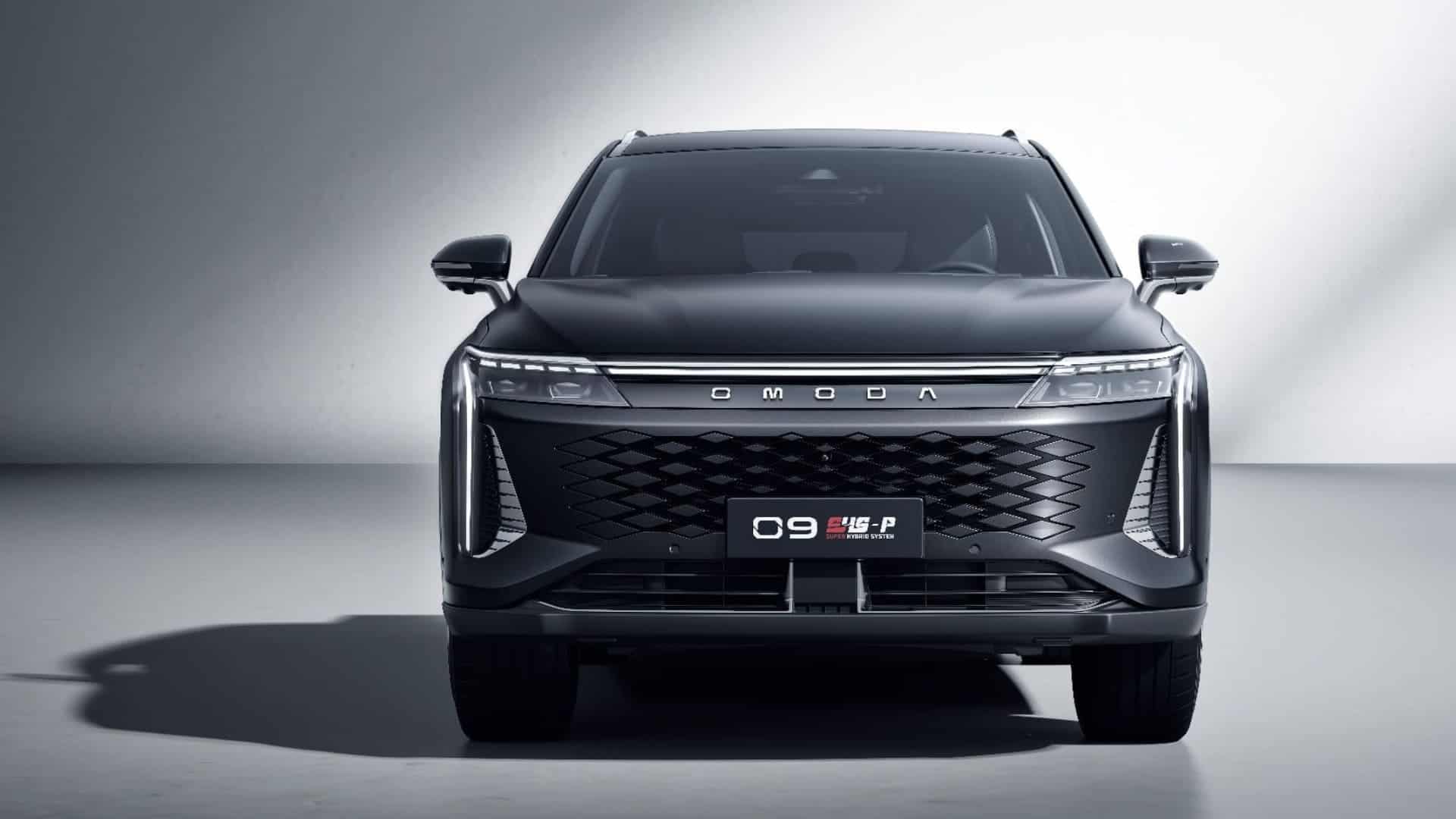 Renting New Omoda 9 Premium Black SUV PHEV Híbrido-Enchufable Automático Etiqueta 0 AWD